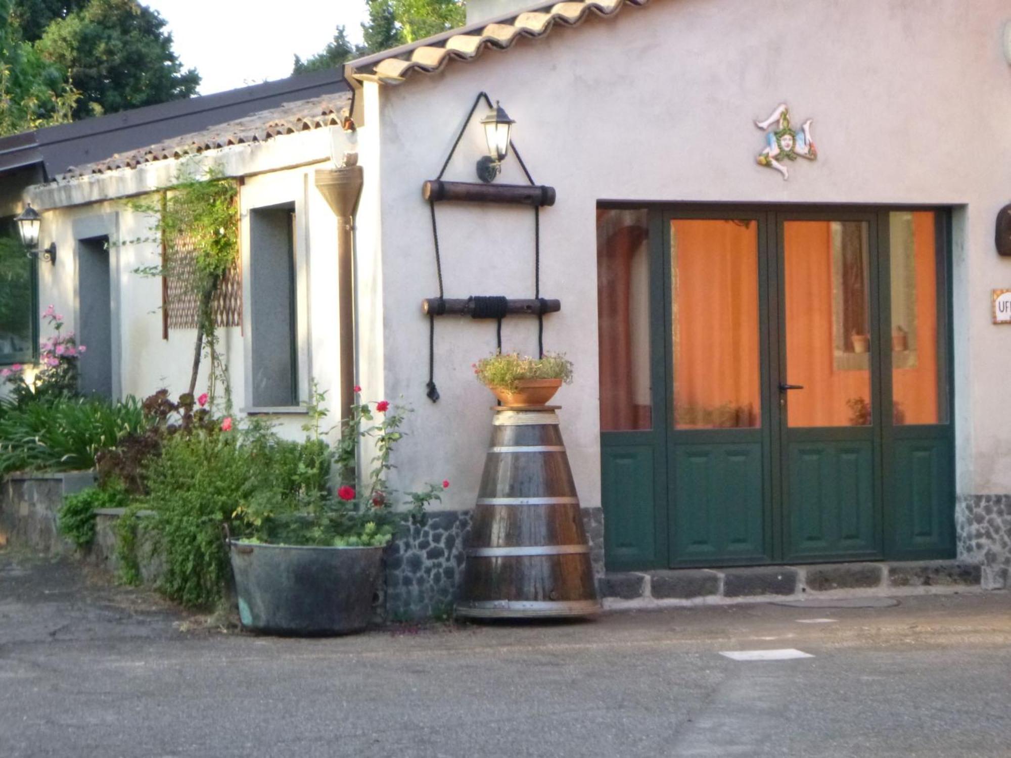 Baglio Delle Rose Bed & Breakfast Giarre Luaran gambar