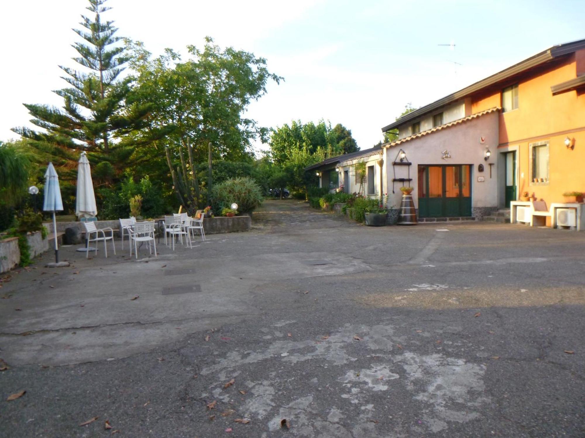 Baglio Delle Rose Bed & Breakfast Giarre Luaran gambar